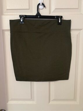 Classic Olive Green stretchy Skirt